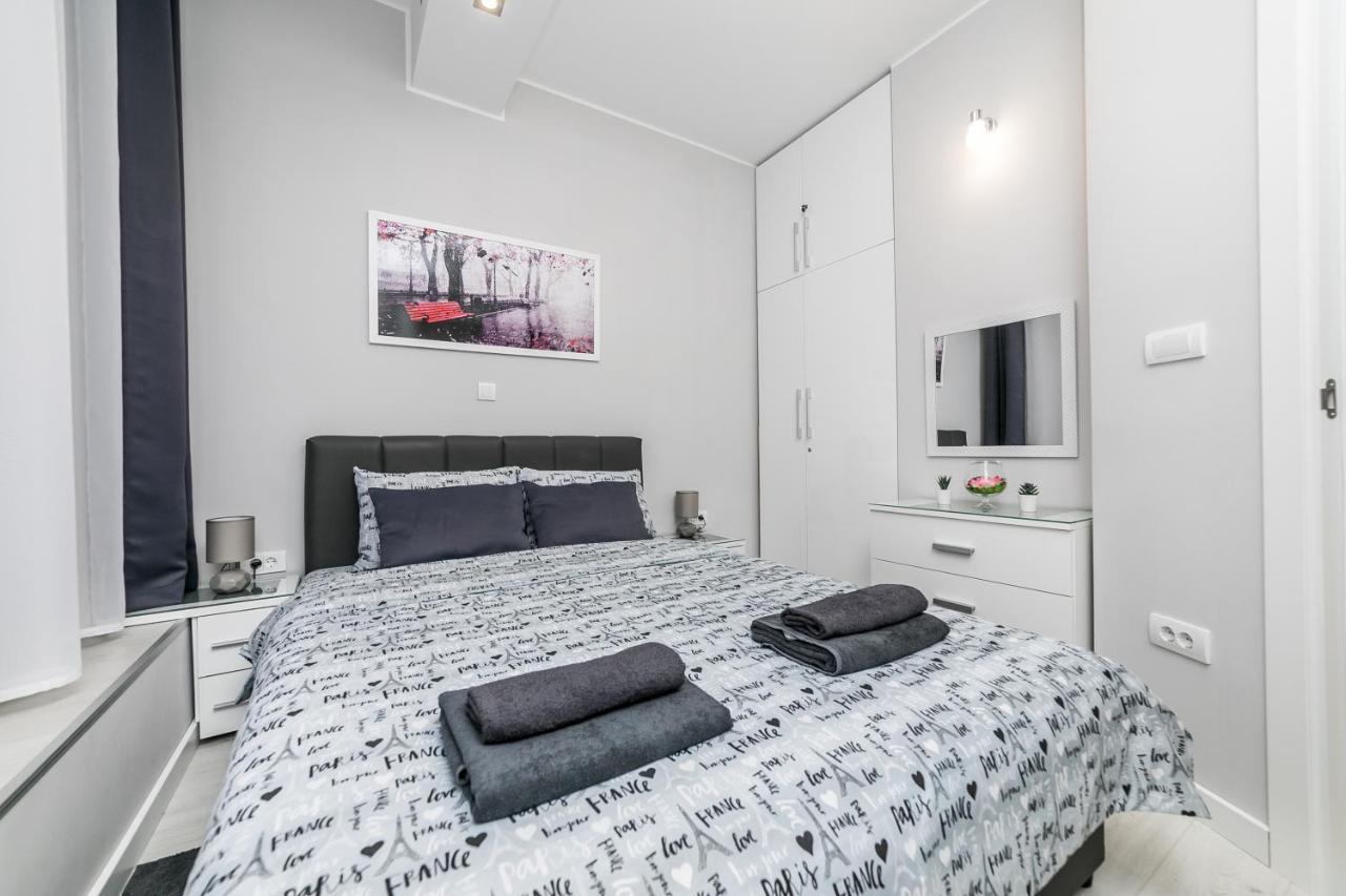 Ferienwohnung Gray Luxe Belgrad Exterior foto