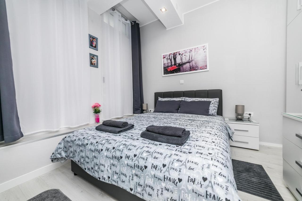 Ferienwohnung Gray Luxe Belgrad Exterior foto