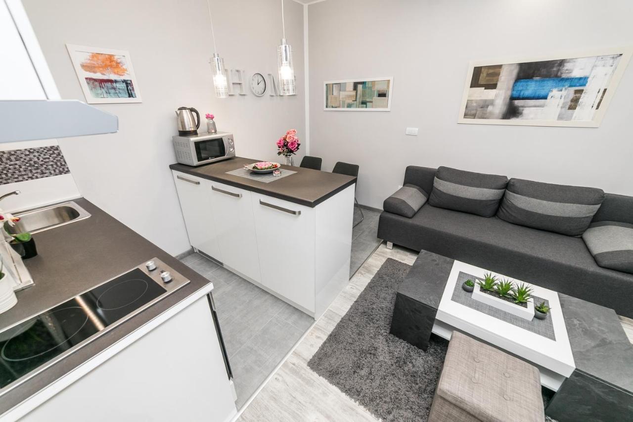 Ferienwohnung Gray Luxe Belgrad Exterior foto