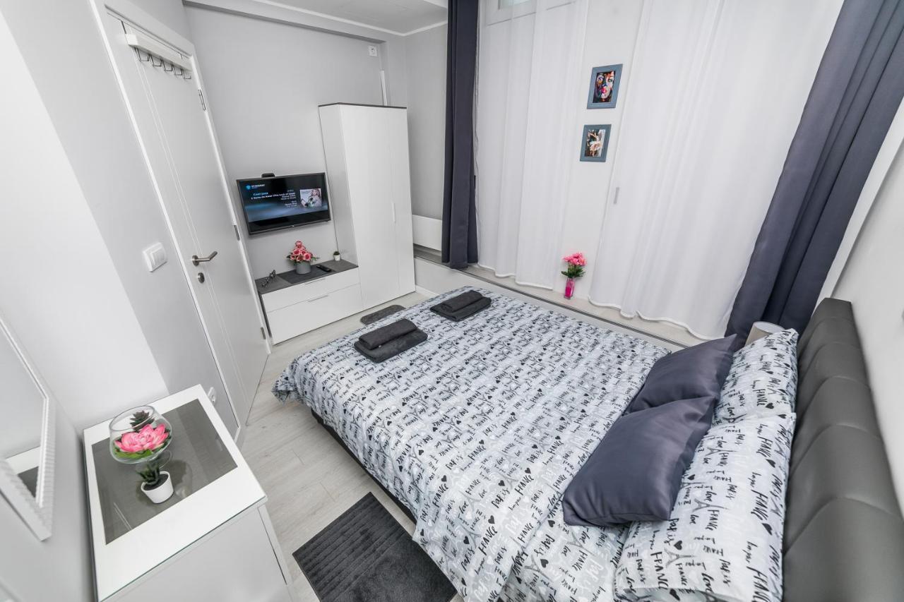 Ferienwohnung Gray Luxe Belgrad Exterior foto